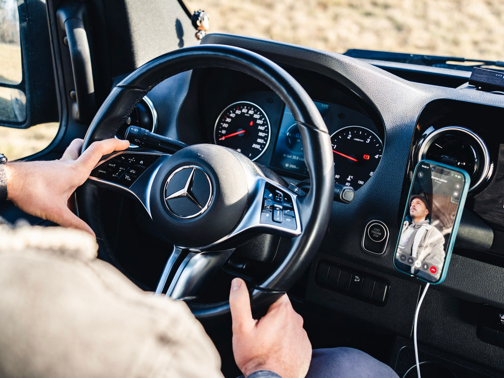 Smartphone-Halter – passend für Mercedes Sprinter W907/906 | für MagSafe® Ladegeräte